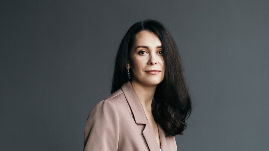 Porträtt av Maryna Vorotyntseva, senior expert på NTAO Stratcom.